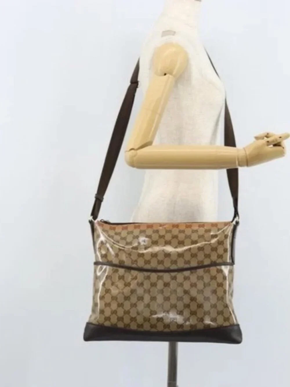 GUCCI GG Crystal Shoulder Bag Coated Canvas Beige Gold 374411 Auth SW2277A